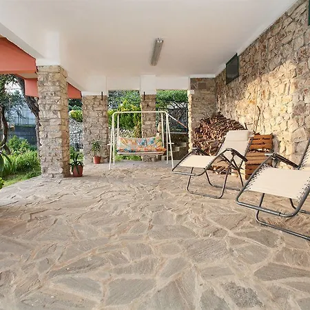 Oasi Oda ve Kahvaltı Castiglione Chiavarese