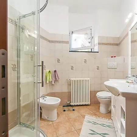 Oasi Bed and Breakfast 2*
