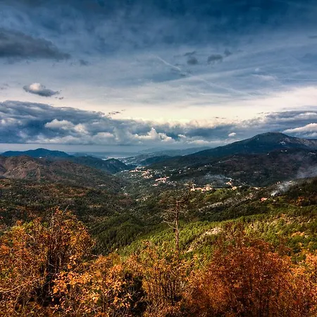 Oasi 2* Castiglione Chiavarese